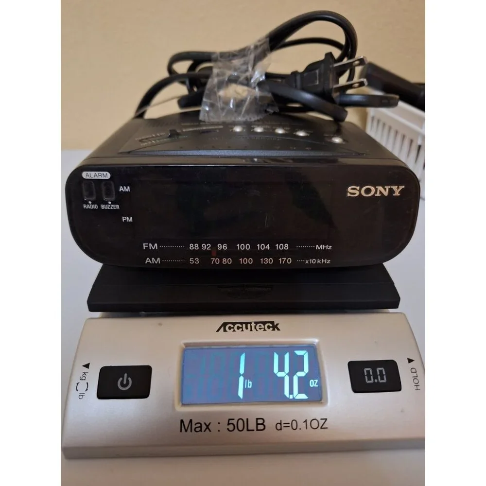 Sony Dream‎ Machine FM/AM Alarm Clock Radio ICF-C212